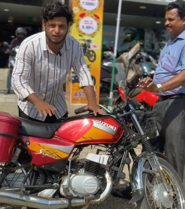 27-year-old-suzuki-samurai-tvs-dealer-huge-exchange-value