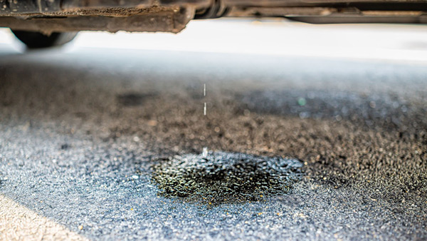 water-leak-exhaust-pipe-car-care-tips