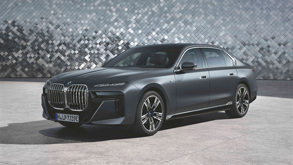 bmw-i7-m70-xdrive-bmw-740d-m-sport-launched-india
