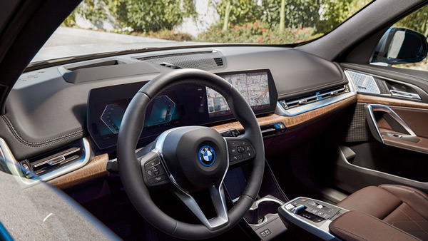 bmw-ix1-xdrive30-electric-suv-top-features