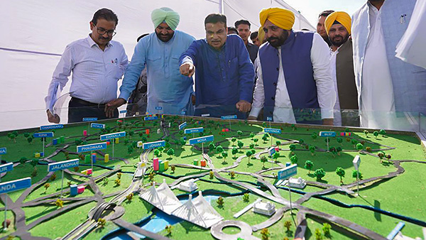 New Expressway: ಮಾತಾ ವೈಷ್ಣೋದೇವಿ ದರ್ಶನಕ್ಕೆ ದೆಹಲಿಯಿಂದ ಹೋಗುವುದು ಸುಲಭ.. 727 ಕಿಮೀ, 6 ಗಂಟೆ ಜರ್ನಿ!