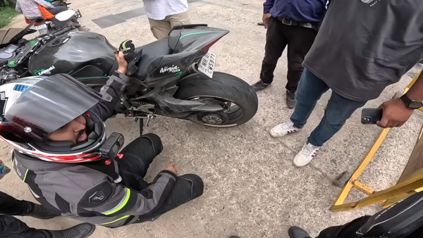  Road Rage, Innova, Kawasaki H2,