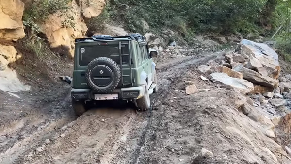 Maruti Suzuki Jimny Owner Drives Through One Of The World’s Most Deadliest Roads