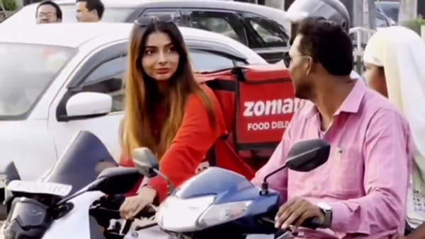 Zomato Delivery Girl Riding Yamaha R15