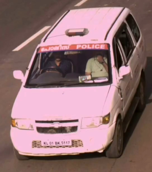 ai-camera-fines-cops-not-wearing-seat-belts