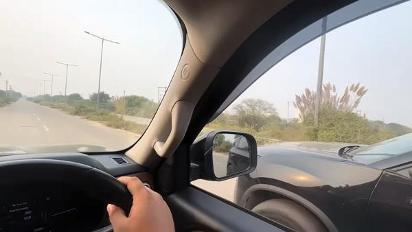 Mahindra Scorpio-N vs 2023 Tata Harrier Dark Edition