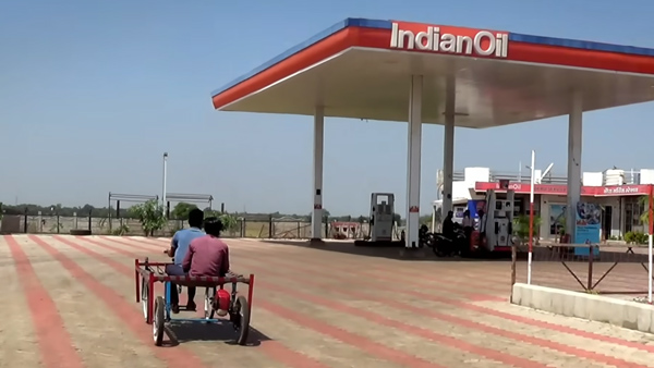 motorized-bed-steering-wheel-pedals-attached-to-couch-viral-video