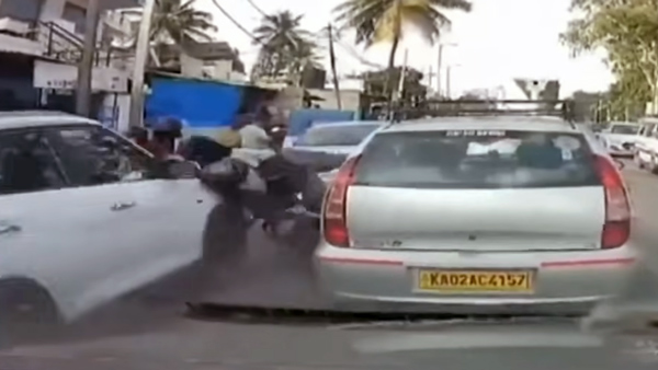 Bengaluru: ಬ್ರೇಕ್ ಬದಲು ಎಕ್ಸಲೇಟರ್ ತುಳಿದ? 3 ಬೈಕ್‌ಗಳಿಗೆ ಎಸ್‌ಯುವಿ ಡಿಕ್ಕಿ.. ಭಯನಕರ ವಿಡಿಯೋ ಸೆರೆ