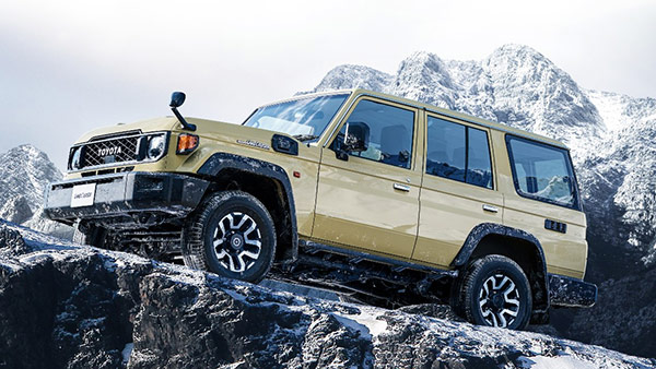 Toyota Land Cruiser 70 