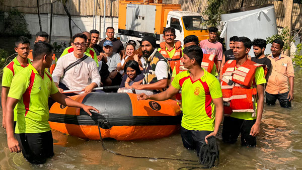 Aamir Khan Rescued 
