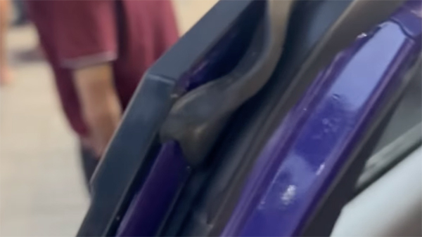 tata-dealer-delivered-defective-nexon-company-issues-apology