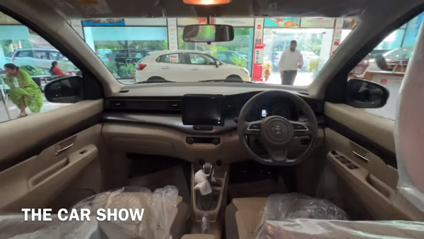 toyota-rumion-suv-features-price-and-mileage-best-car-to-buy-in-mpv-segment