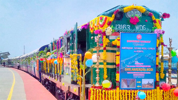 Ayodhya: ಅಯೋಧ್ಯೆಯ ಶ್ರೀರಾಮನ ದರ್ಶನಕ್ಕೆ 1,000ಕ್ಕೂ ಹೆಚ್ಚು ರೈಲುಗಳು, ಕರ್ನಾಟಕದಲ್ಲಿ ಎಲ್ಲಿಂದ?