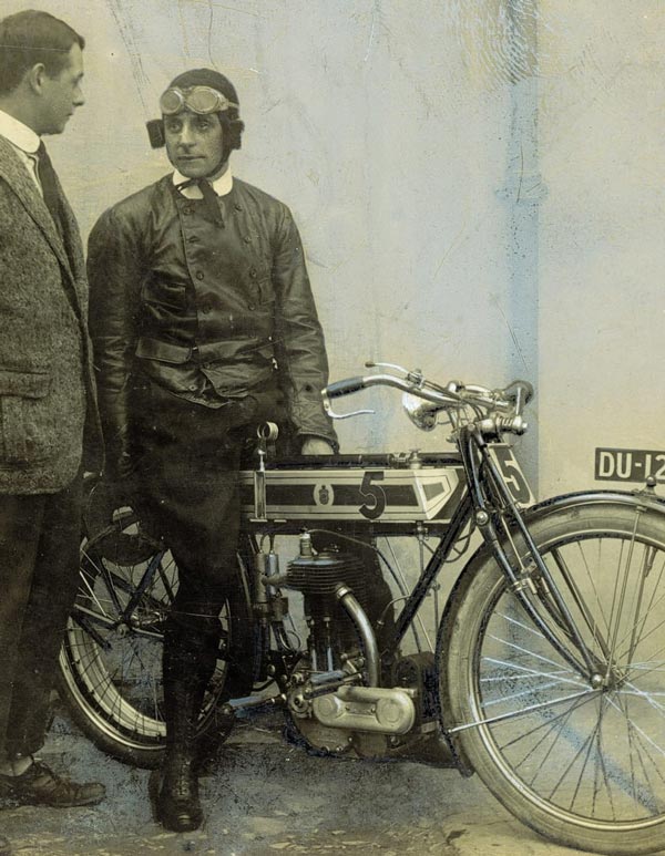 100-years-old-bike-brands-triumph-indian-harley-re