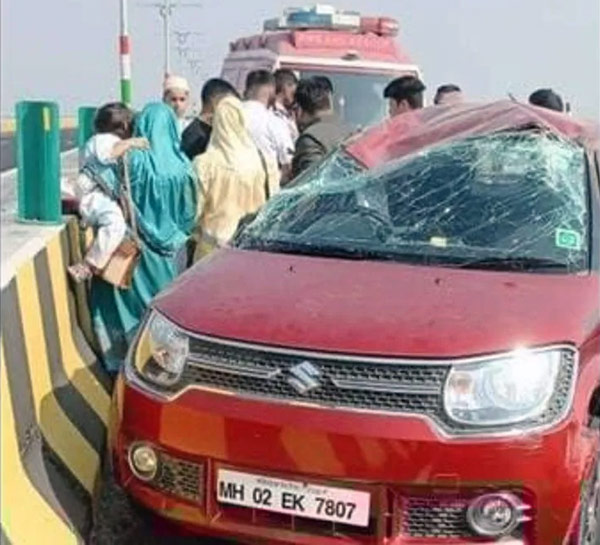 First Accident Recorded In Indias Longest Sea Bridge Atal Setu