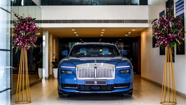rolls-royce-spectre-ev-launched-in-india-price-range-battery-deatails