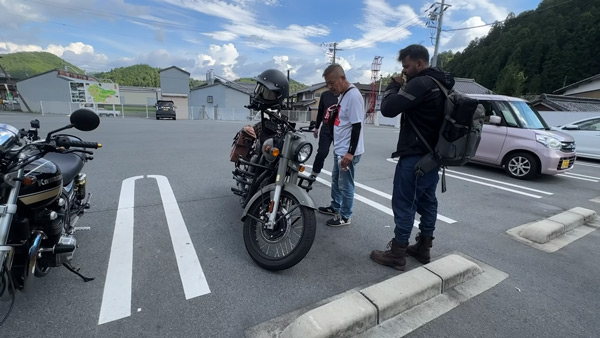 Japanese Students Shares Their Postive Thoughts On Royal Enfield Bikes