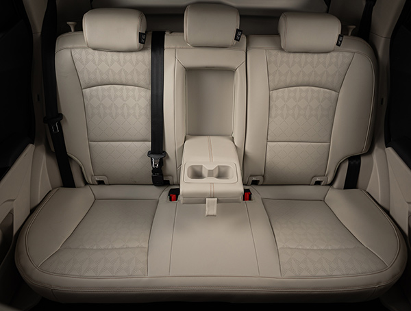 mahindra-introduced-all-electric-xuv400-pro-range-in-india-details