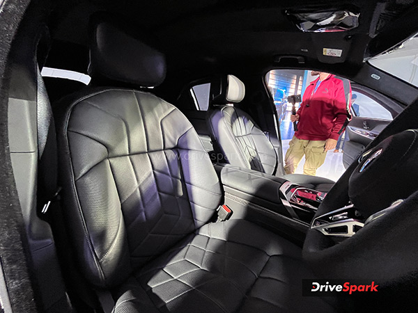 BMW 7 Series Protection: Luxury car have New Era of Security 