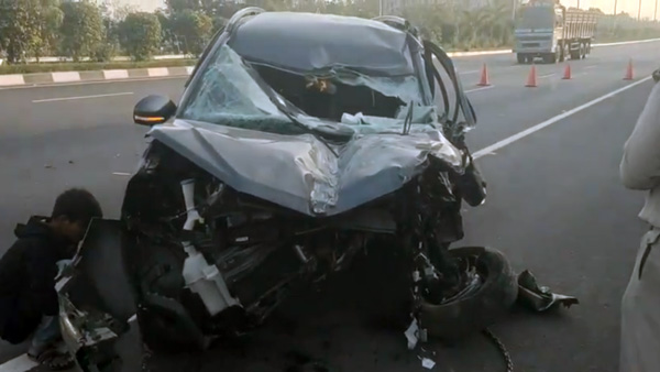 mla-lasya-nandita-died-in-a-road-accident-details