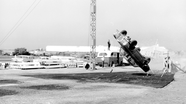 worlds-1st-car-crash-test-details