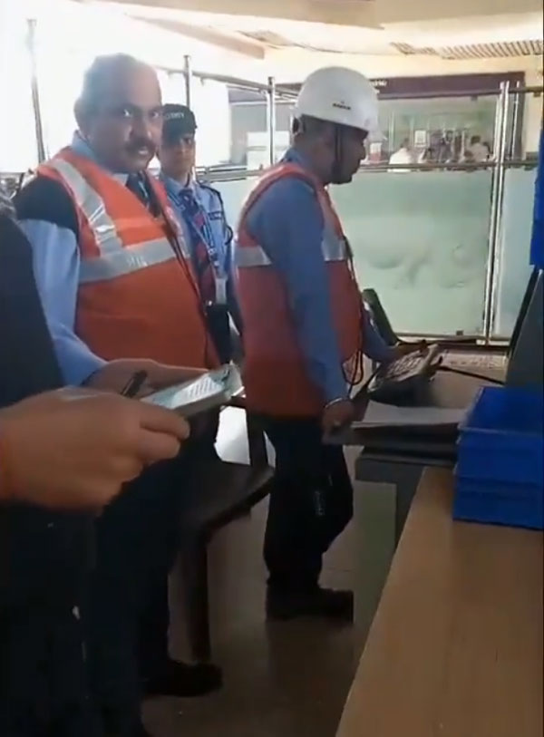 denial-of-metro-entry-to-farmer-video-goes-viral-officer-sacked