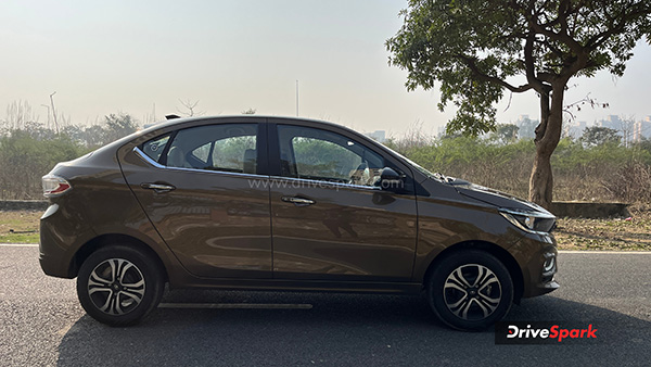 TATA Tigor iCNG Automatic Full Review, Indias First CNG AMT Car