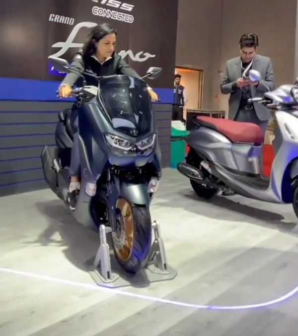 Yamaha Launched Maxi Scooter NMax 155 Bharat Mobility Show