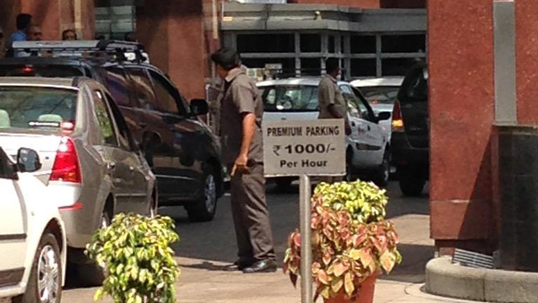 bangalore-ub-city-premium-car-parking-pictures-have-gone-viral-on-social-media