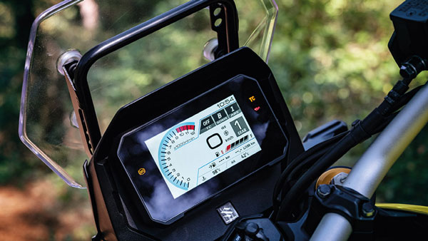 Suzuki V Storm 800 DE