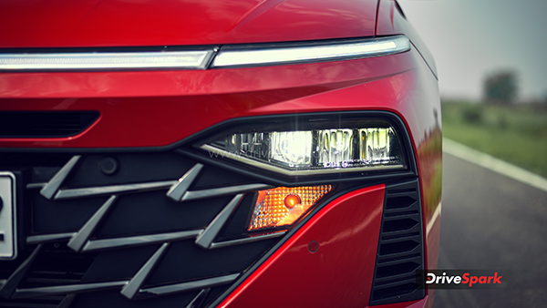 Hyundai Verna Gets Huge Discount On Its All Variants