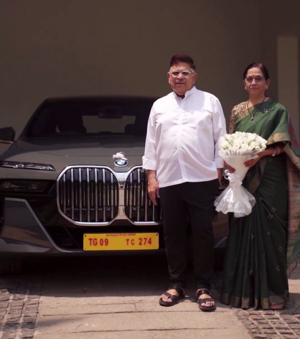 actor-allu-arjun-father-allu-aravind-buys-bmw-i7-electric-car