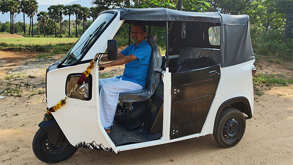 Zoho Corporation Ceo Sridhar Vembu Buys New Montra Electric Auto Details