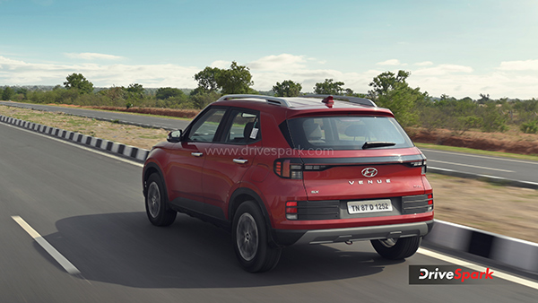 Hyundai Venue Car On Road Price And Emi Details