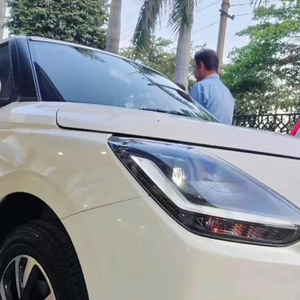 Maruti Suzuki Swift New Car Appeared In Showroom Front Before Launch Expected Price amp amp Features