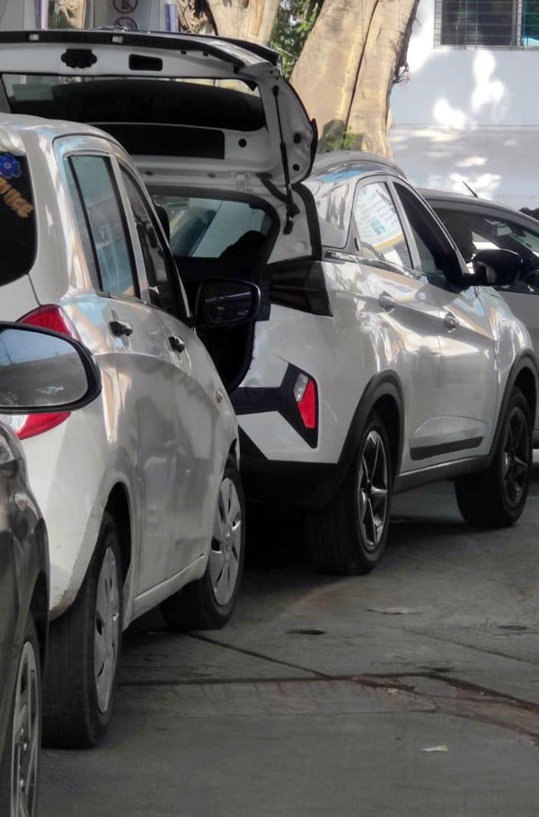 Tata Nexon Cng Car Spied Again Expected Launch Date And Mileage