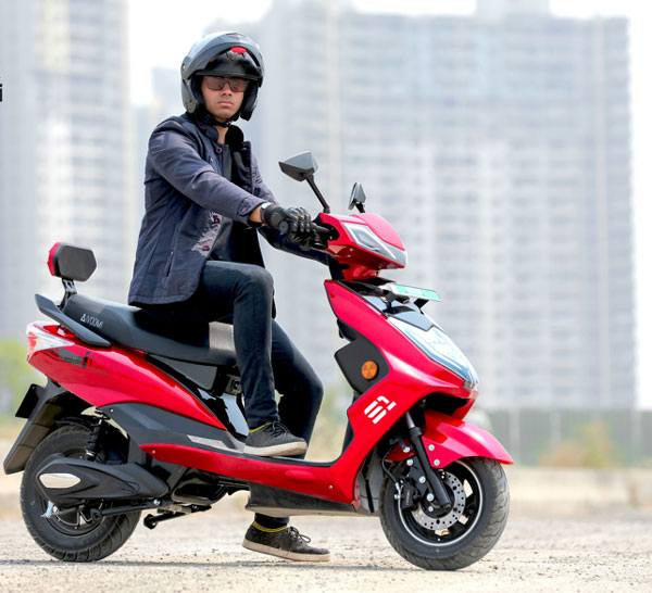 new-ivoomi-s1-lite-e-scooter-price-features-emi-details