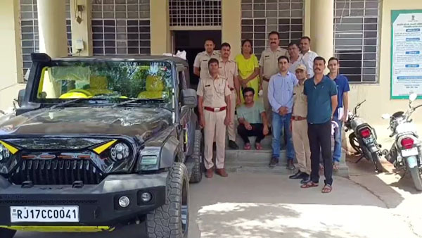 Moving Mahindra Thar