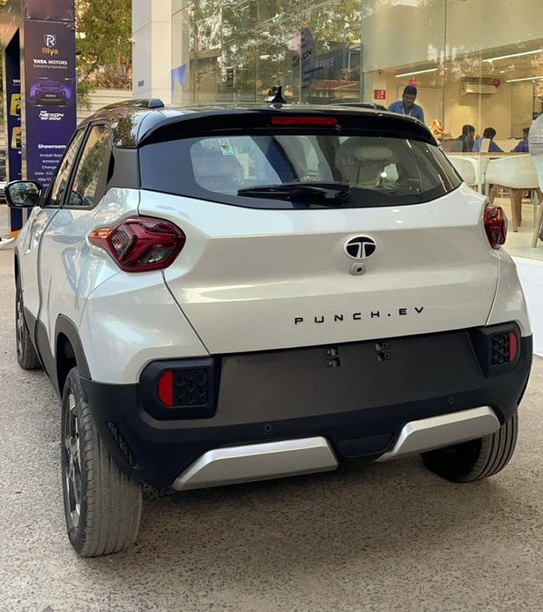 tata-punch-ev-price-features-battery-details