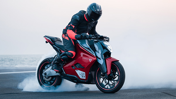 Budget Bikes That Win Drag Race Aprilia RS457 KTM Duke 390 And More