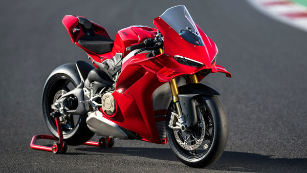 2025 Ducati Panigale V4