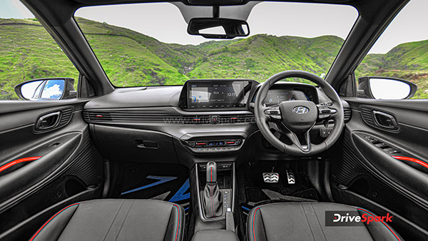 Hyundai i20 N-Line Car Best Choice To Gift For Your Elder sister Rs 10 Lakh Price 6 Airbag