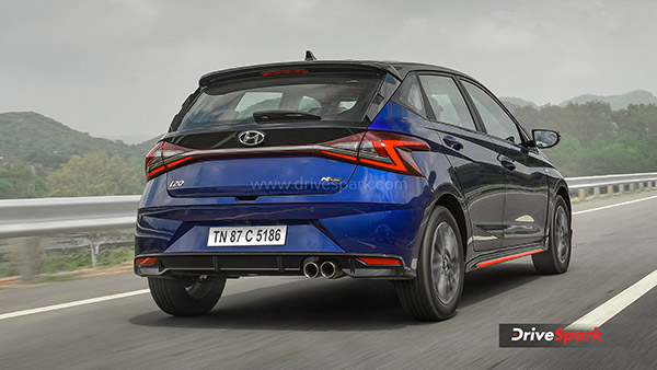 Hyundai i20 N-Line Car Best Choice To Gift For Your Elder sister Rs 10 Lakh Price 6 Airbag