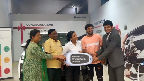 Kannada Comedy Actor Jagappa-Sushmitha Couple Buy New Hyundai Creta Car Details