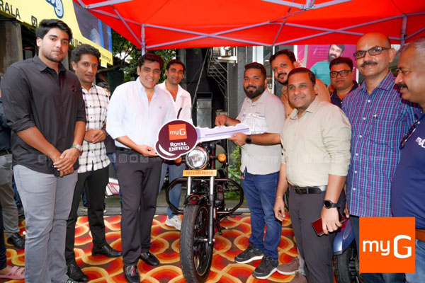 Myg Digital Gifts 6 Cars 16 Two Wheeler To Employees Including Creta suv And Activa Scooters