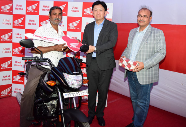 Honda Two Wheeler Sales Report July 2024 Company Become Number 1 People Likes Activa Scooter