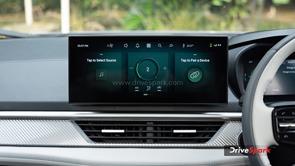 new-tata-curvv-ev-review-design-features-performance-details