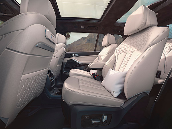 bmw-x7-signature-edition-price-features-design-details