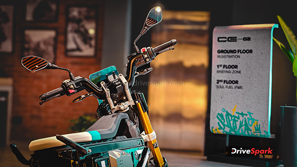 BMW CE 02 Electric Scooter Review Specs Riding Impressions Design Features Details