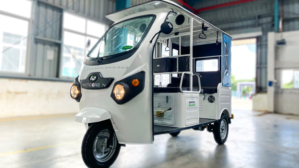 kinetic-green-announces-new-limited-edition-of-safar-smart